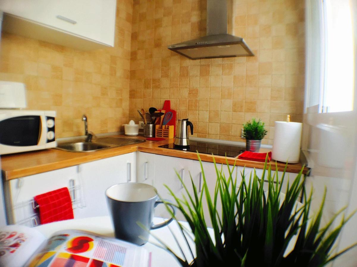 Centro + Wifi+ 2 Camas De Matrimonio +Playa Leilighet Cádiz Eksteriør bilde