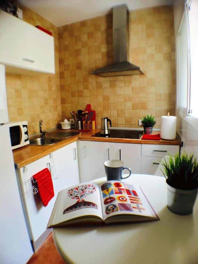 Centro + Wifi+ 2 Camas De Matrimonio +Playa Leilighet Cádiz Eksteriør bilde